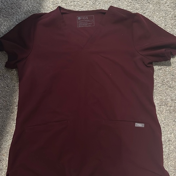 Figs Burgundy 2 Pocket Scrub Top - Picture 1 of 1